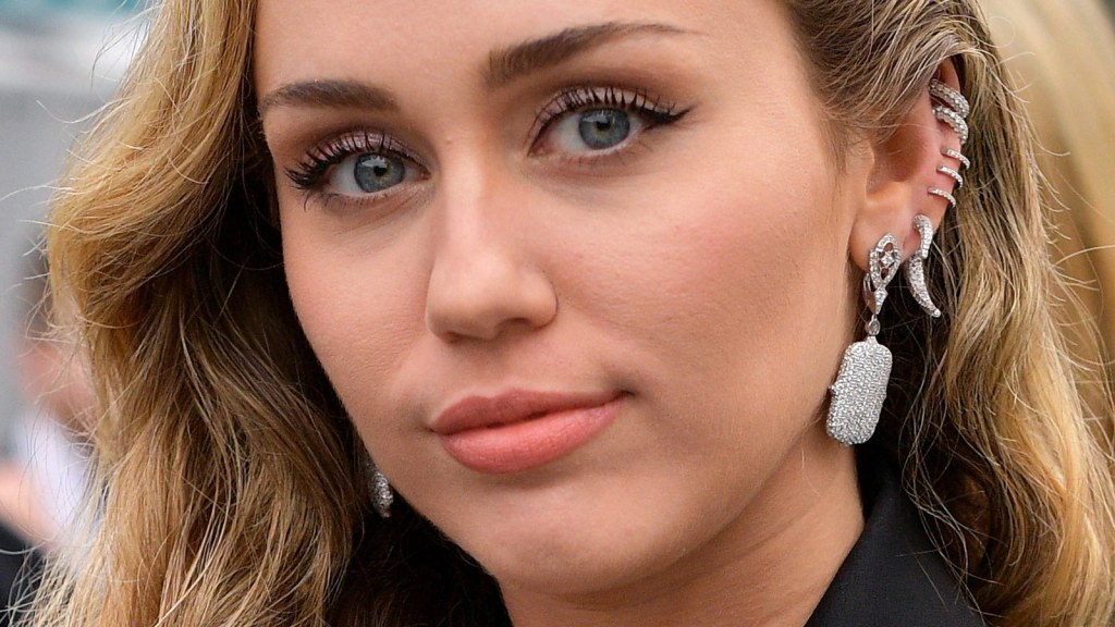Picture of: Which Songs Did Miley Cyrus Write About Liam Hemsworth?